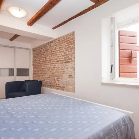 Carera Corner 1bdr By Irundo Rovigno